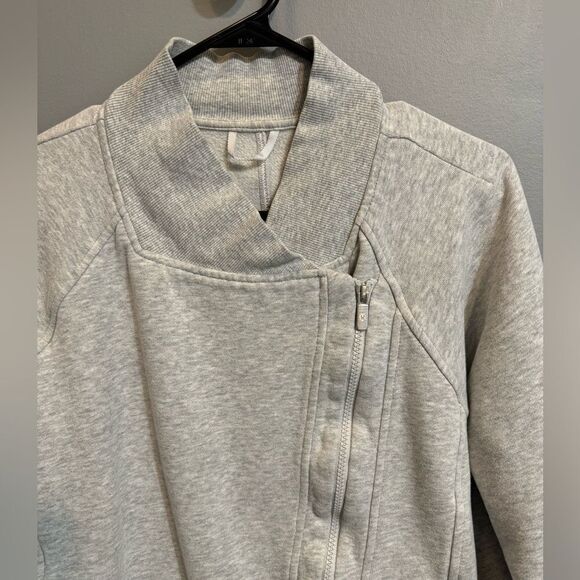 Lululemon Back To It Wrap - Picture 6 of 10